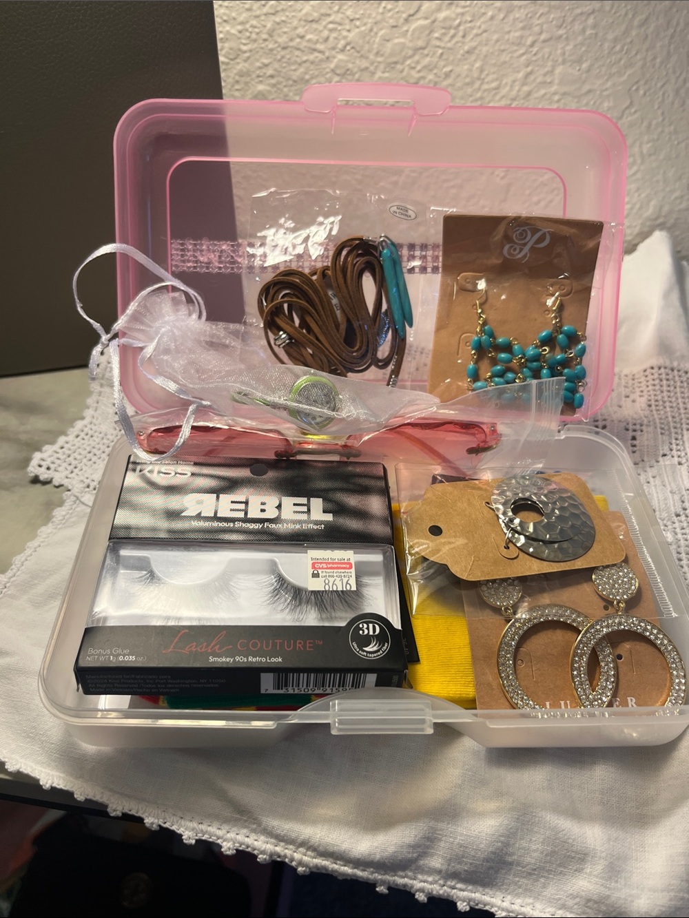 Assorted Women’s Accessories Kit with Pink Storage Case